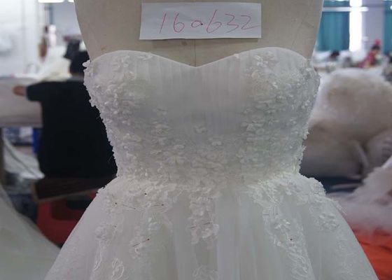 A Line French Sweetheart Princess Bride Wedding Dress With Lace Beaded Decoration