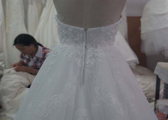 A Line French Sweetheart Princess Bride Wedding Dress With Lace Beaded Decoration
