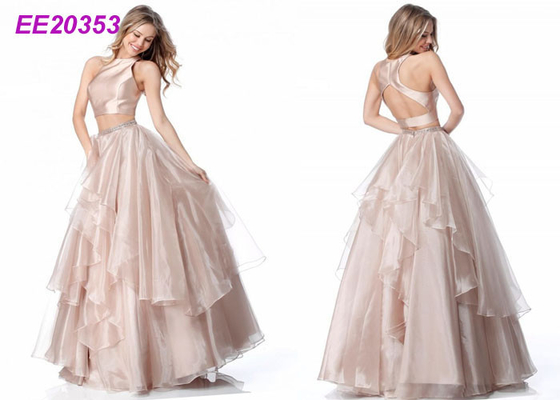 Classique deux robes de mariage gonflées de robe de boule de Quinceanera de robes de boule de bal d'étudiants de morceaux grandes
