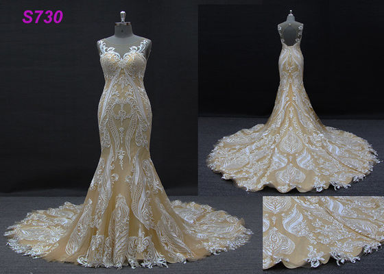 Robe de mariée sans manche de robe de mariage de sirène de gaine de couleur de Champagne